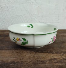 sublime vide poche en céramique décor floral signé Villeroy et boch Manoir