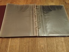 Classeurs anneaux 26*24cm Bordeaux excellent état 36 pochettes enveloppe timbre