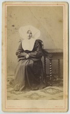 CDV circa 1875 Darnay à Melun. Religieuse. Nun.