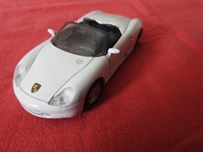 voiture miniature PORSCHE BOXSTER 1/36 MAISTO