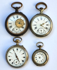 LOT de 4 anciennes MONTRES A