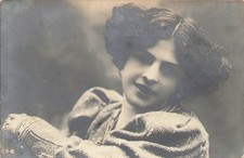 CARTE PHOTO PORTRAIT FEMME