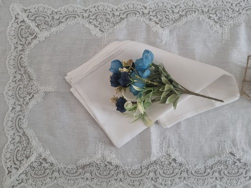 Nappe table broderie - de,