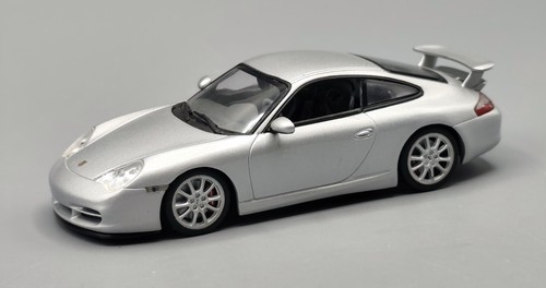 Minichamps porsche 911 - 1:43,