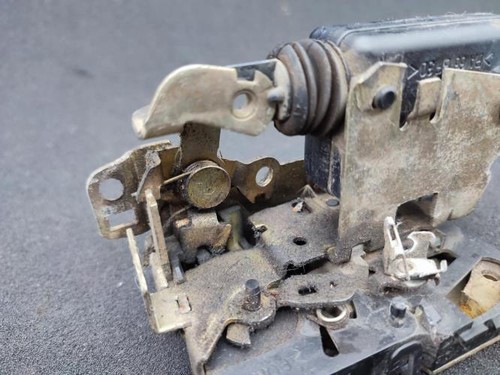 Serrure arriere droit renault - serrure,