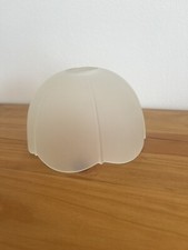 Magnifique ancienne Suspension - abat jour verre moulé - (Opaline)