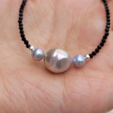 collier délicat en perle