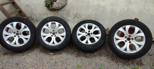 Pneus neige michelin montes - michelin,