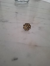 Ravissant Petit bouton de porte ancien en bronze.