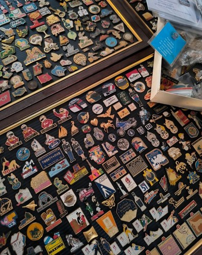Rare collection 600 pin s - collection, 600+