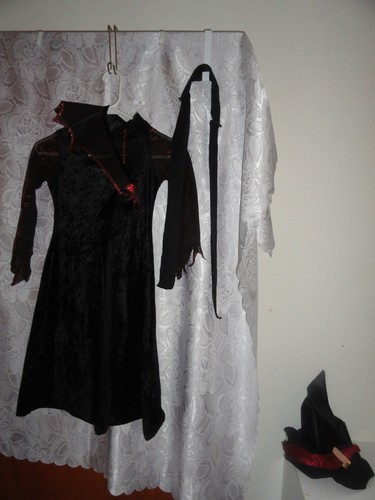 Girl vampire witch - witch, halloween
