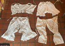 3 CULOTTES FENDUES + 1 CARACO DENTELLE ANTIK