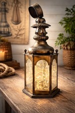 Ancienne lanterne marine en