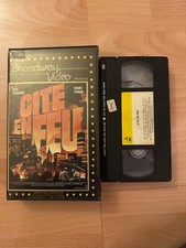 VHS / CASSETTE VIDEO -