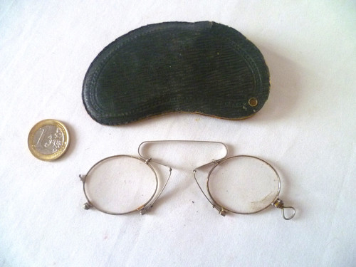 Paire lorgnons pince nez - paire,