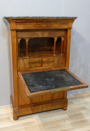 Bureau secrétaire droit - bureau,