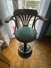 Lot de 3 sièges de bar vintage en bois de hêtre teintés et vernis. 