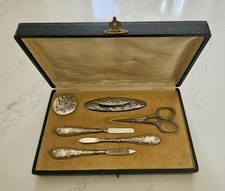 Ancien nécessaire à manucure