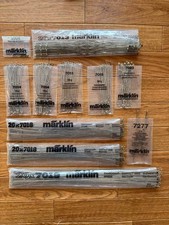 Ensemble De Caténaire Märklin HO Comprenant 7018 Et 7019, 8 Types