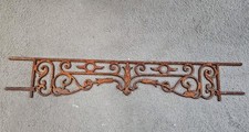balconnière en fonte  / 98 cms de long maxi , 78.5 cms de long mini 