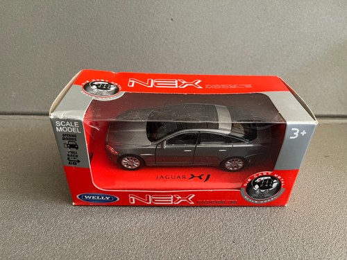 Voiture miniature jaguar - miniature,