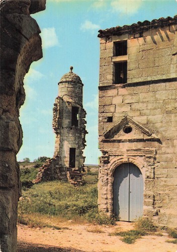 Uzes tour la maladrerie - uzes,