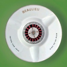 Superbe ancien cendrier casino beaulieu en céramique