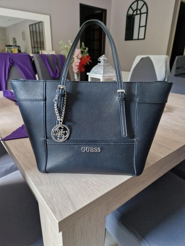 Joli grand sac main femme - à,