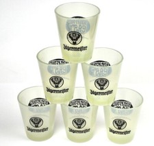 Lot avec 6 "64 East"