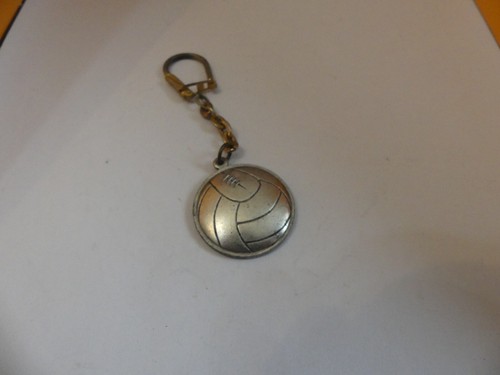 Porte clé métal - porte, ballon