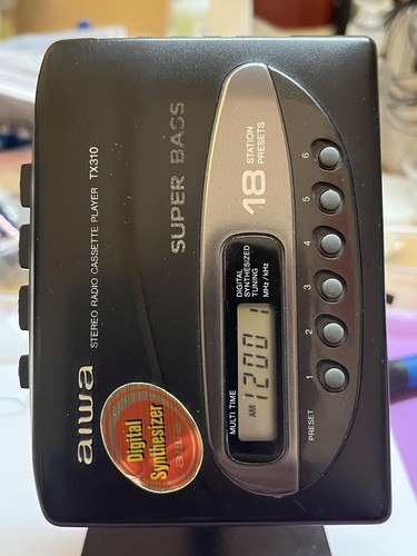 Aiwa portable radio - 🟡aiwa,