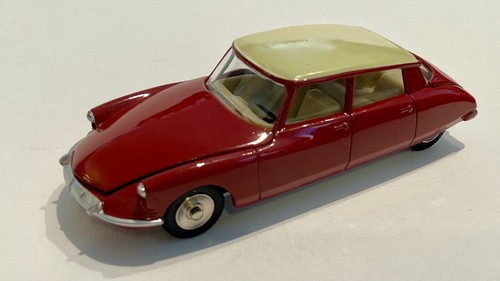 Dinky toys atlas citroen - ds, 19