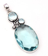 Pendentif bijou fait main en