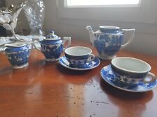 Services À Thé Miniature