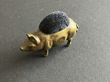 Ancien Pique aiguilles Petit cochon en laiton