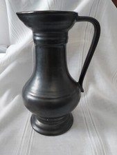 Pichet  en céramique vernissé noir