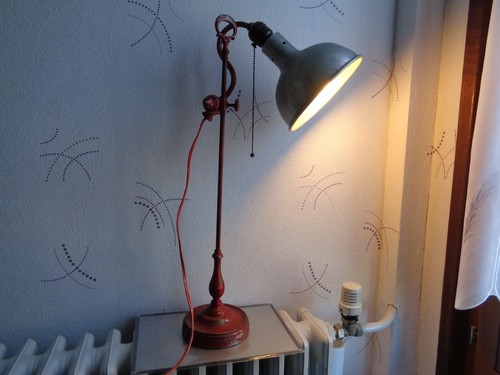 Ancienne lampe bureaux - ancienne,