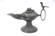 Ancienne lampe à huile en