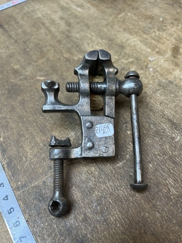 Etau enclume outil ancien - etau,