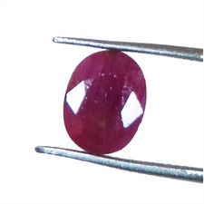 100% Naturel Rubis Rouge Coupe