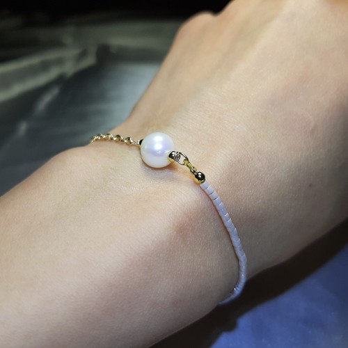 Bracelet très raffiné - très,