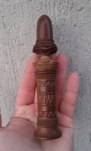 Etui aiguilles - à,