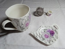 Tasse à thé, Mug  porcelaine décor rose mauve avec repose Sac à Thé Boule à thé 