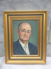 Peintre RUSSE  Cadre  et Huile sur toile  signe  BARRERA  portrait 46,5 x 37 cm