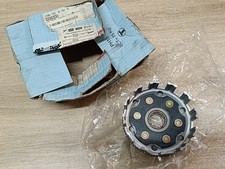 Une cloche embrayage - une,