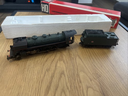 Superbe locomotive 141 jouef - 141, r