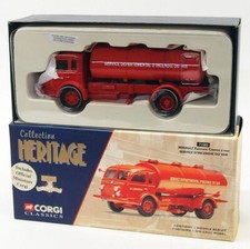 Corgi 1/50 Scale 71203 Renault Faineant Citerne a eau Service D'Incendie Du Var