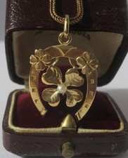 Important pendentif ancien Fer