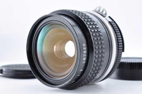Objectif grand angle nikon - grand,