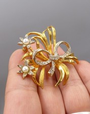 Broche Vintage - Métal doré et Strass - Old Brooch 70's